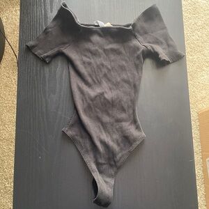 Size: S. Color: Black